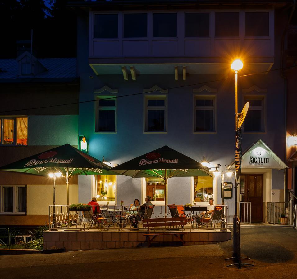 Hotel Orix Jáchymov Exteriör bild